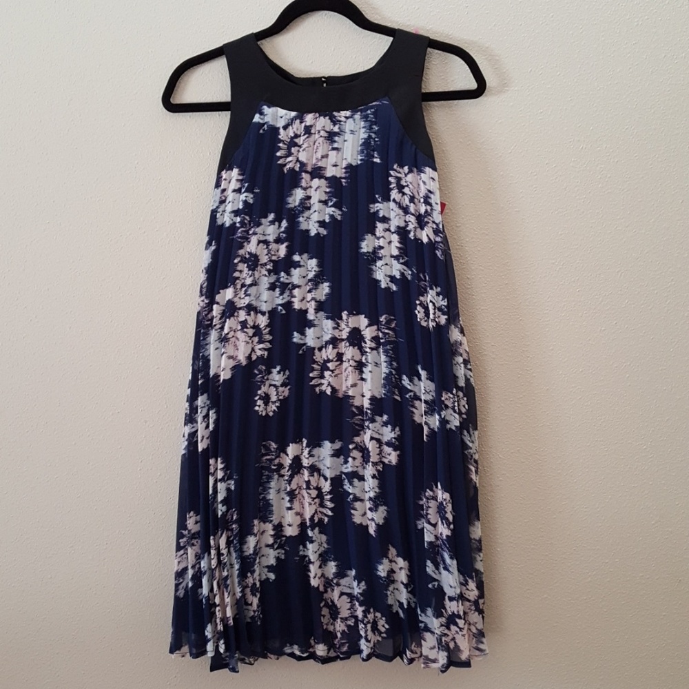 NWT Xhilaration Dress